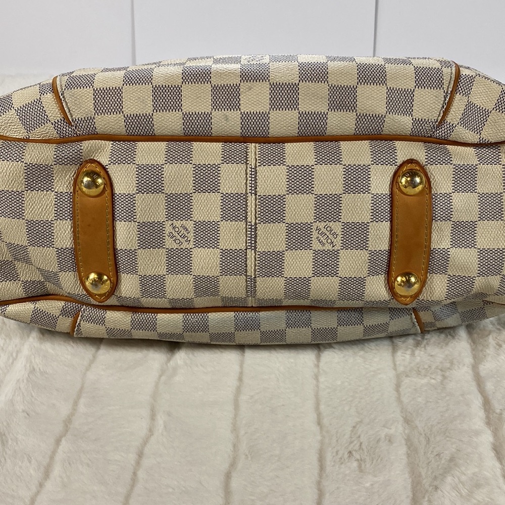 Authentic Louis Vuitton Galliera PM Damier Azur in cream blue with gold hardware - Picture 5 of 16